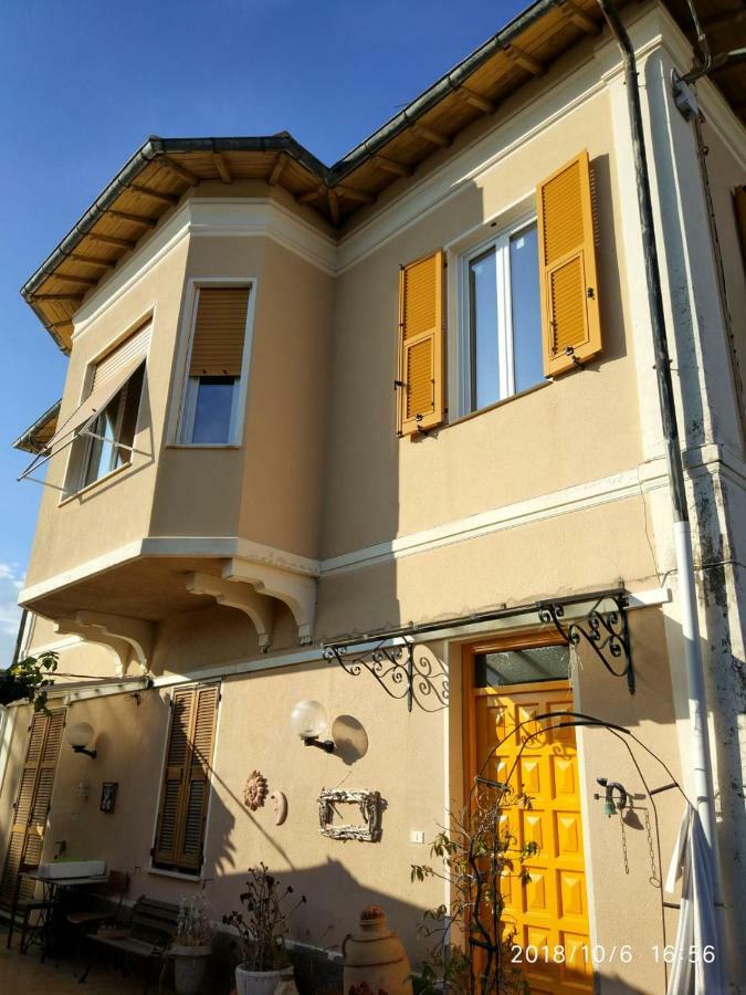 Villa Ca' Federica Vallecrosia Esterno foto