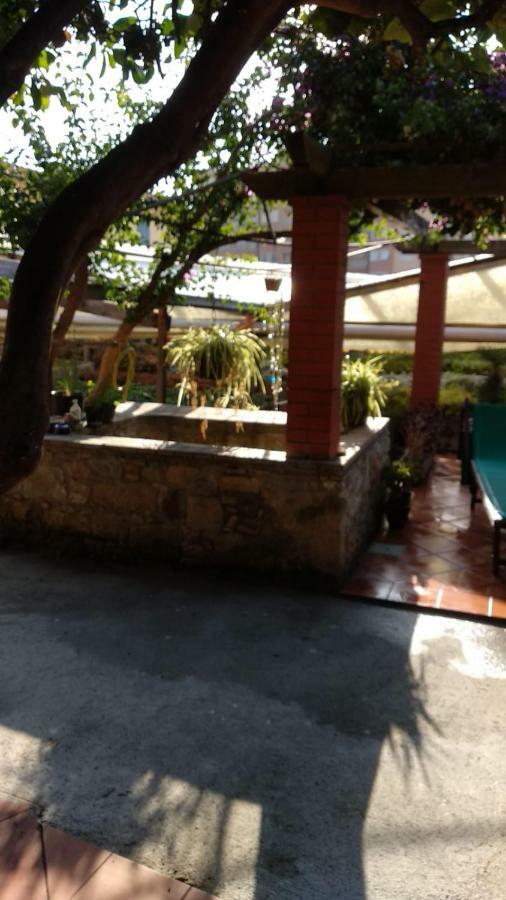 Villa Ca' Federica Vallecrosia Esterno foto